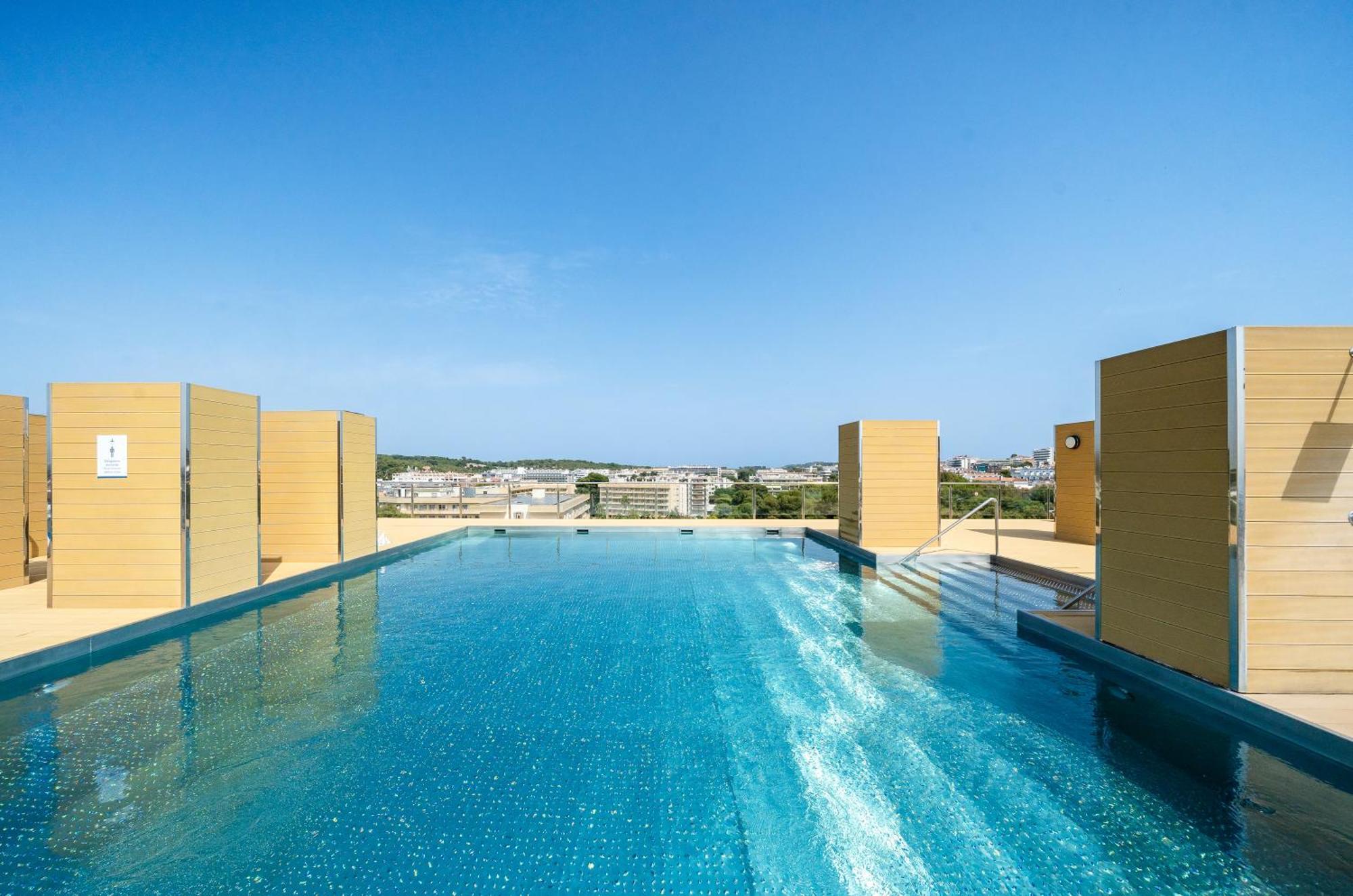 Rentalmar Central Park سالو المظهر الخارجي الصورة